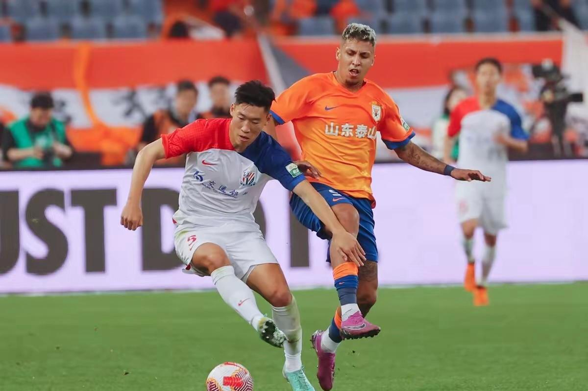 华体会网址 -赛后山东泰山调整名单以备欧超杯,单刀错失环节打磨,话题不断,赛程密集仍需轮换的简单介绍