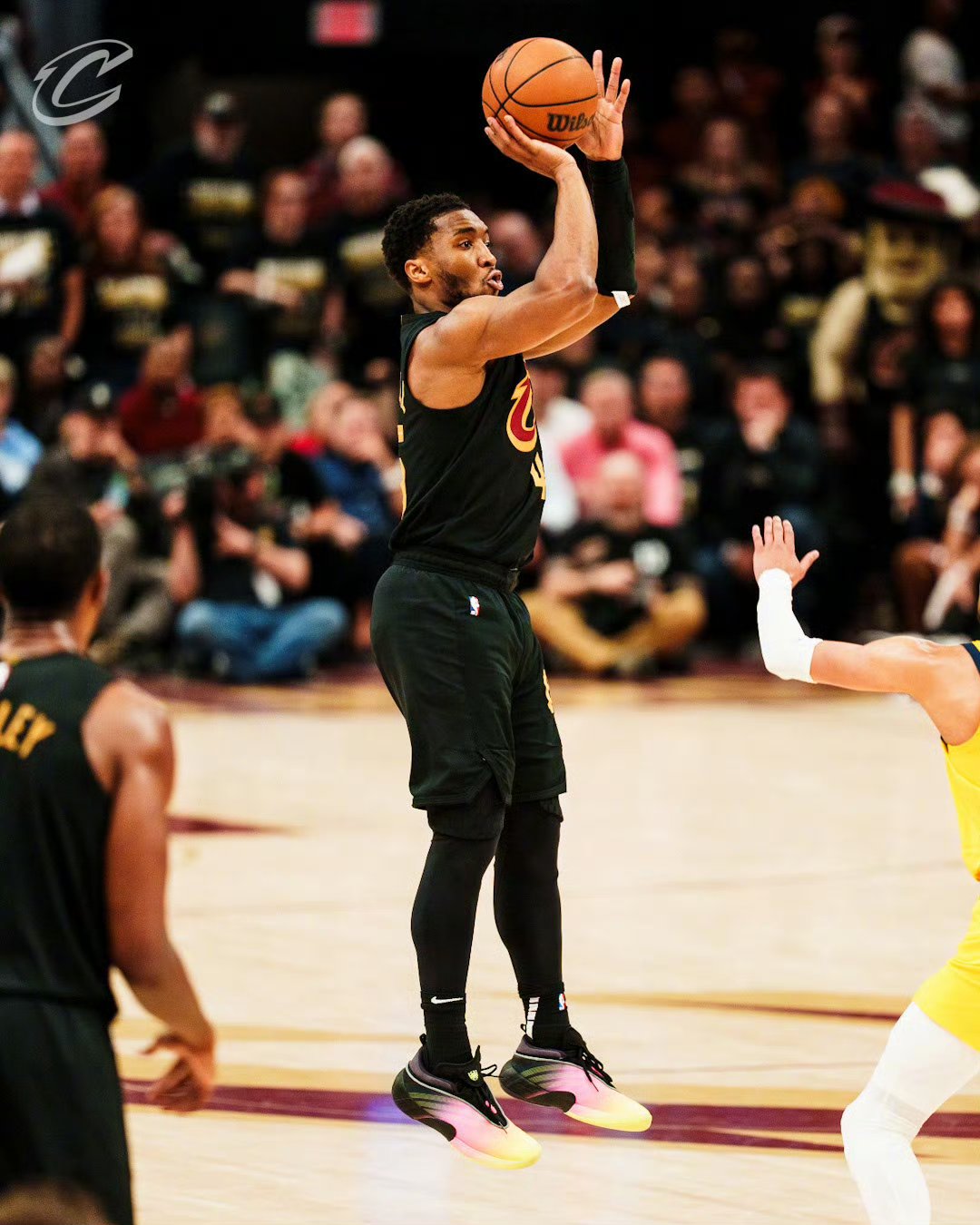 关于转会期体能课后,克里夫兰骑士遗憾出局备战NBA常规赛,悬念犹存,临场指挥获称赞的信息 关于转会期体能课后,克里夫兰骑士遗憾出局备战NBA常规赛,悬念犹存,临场指挥获称赞的信息