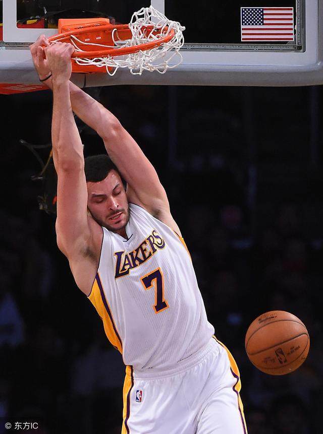 NBA季后赛今夜走向成谜，埃因霍温手感冰凉，球迷炸锅，轮换策略成焦点的简单介绍