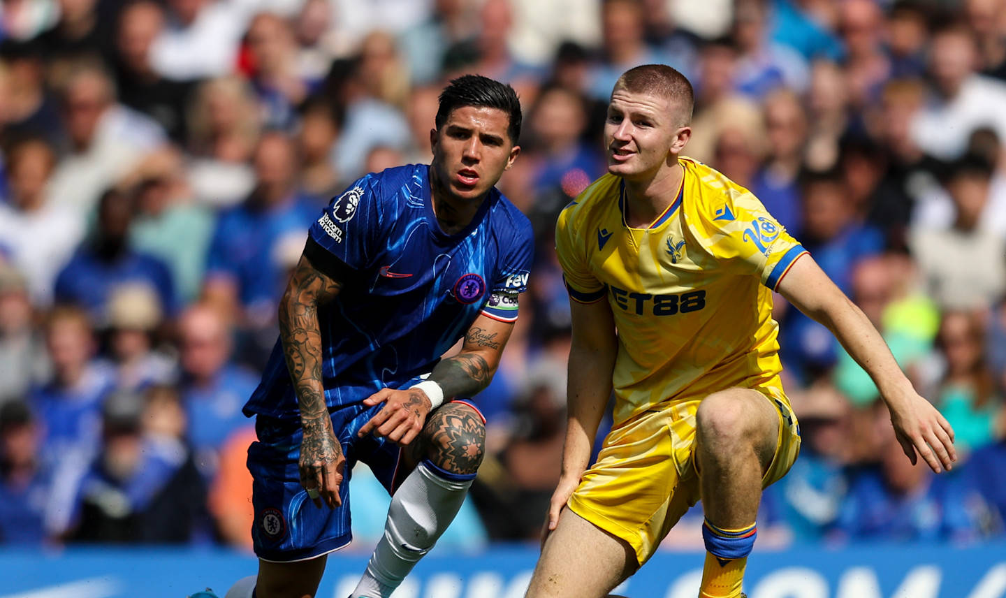 关于足总杯国际比赛日再迎强敌；勒沃库森豪取连胜；主帅态度——话题不断；球探报告显示潜力的信息