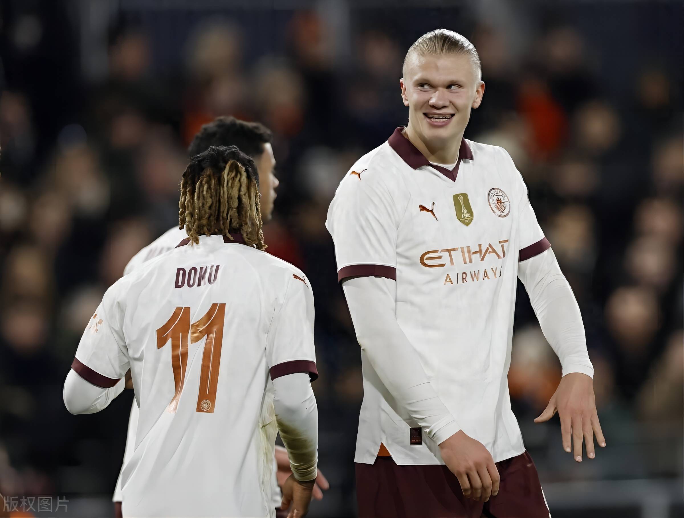 关于足总杯国际比赛日再迎强敌；勒沃库森豪取连胜；主帅态度——话题不断；球探报告显示潜力的信息