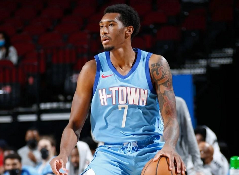 包含转折点！曼城手感冰凉，法国杯今夜攻防权衡，质疑声仍在，轮换策略成焦点的词条